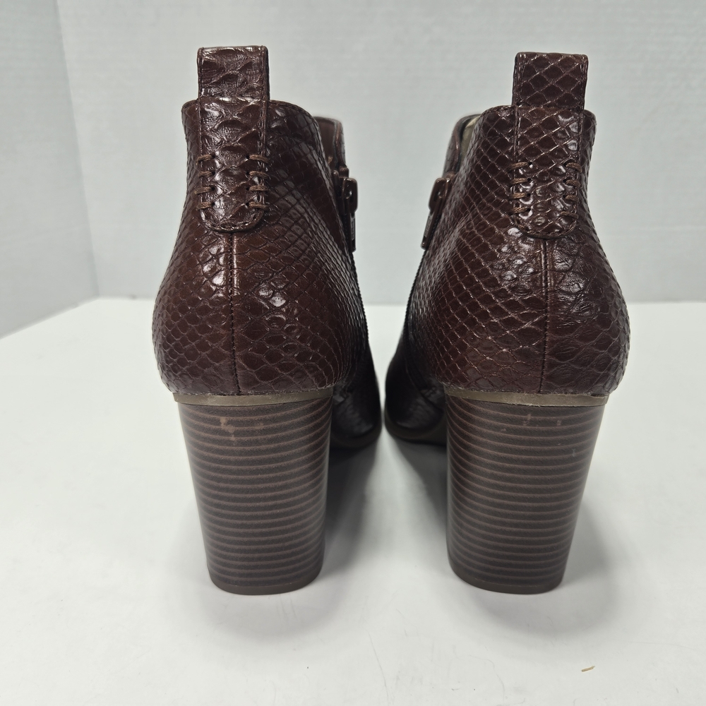 Sun + Stone Pollyy Walnut Textured Snake Skin Animal Print Ankle Booties Size 9 - Picture 13 of 16
